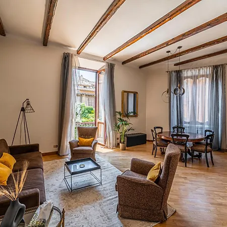 Margana Luxury 3 Bedrooms Amazing Terrace * Rom